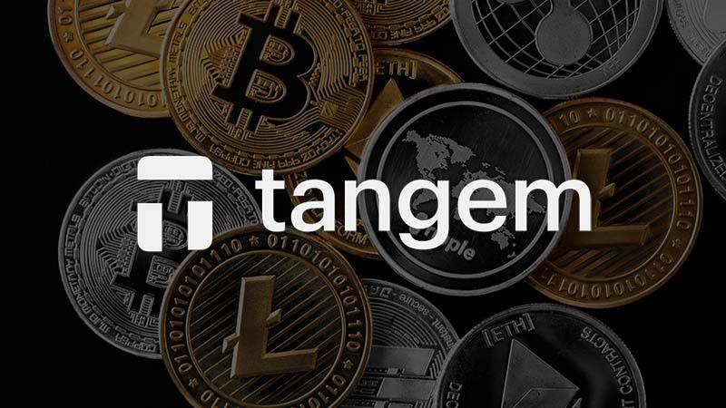 #互联网观察  ▎Ledger 公开 Tangem 卡物理破解手法，Tangem回应称无现实威胁2025 年 9 月，硬件钱包厂商 Ledger 的安全研究团队 Donjon 公布了一项实验性研究，称发现了一种利用“撕裂（tearing）”手法绕过 Tangem 智能卡安全延迟机制，从而加速暴力破解访问码的方式