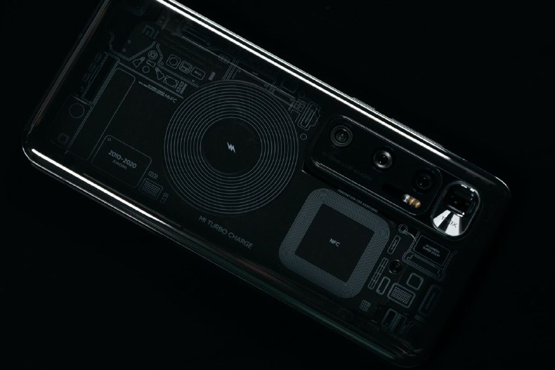 ⭐️小米10超大杯上手体验简评收到小米10U已经一个多月了，APPDO作为“资深”苹果用户，想简单谈谈离开安卓阵营多年以后重返的使用体验