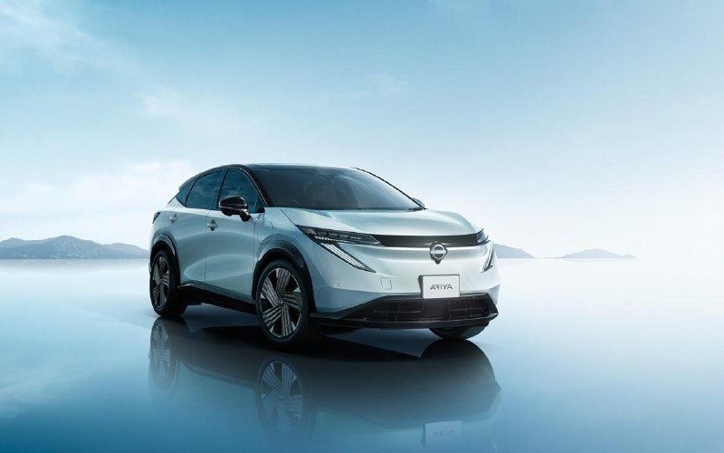 #互联网观察 ▎日产发布新款电车アリア（Ariya），明年 2 月上市日产在 12 月 22 日宣布对纯电跨界 SUV Ariya 进行小改款，并确定 2026 年 2 月 20 日起在日本开售；同时 Ariya NISMO 也同步改款，计划 2026 年 3 月 19 日上市（NISMO 价格将另行公布）